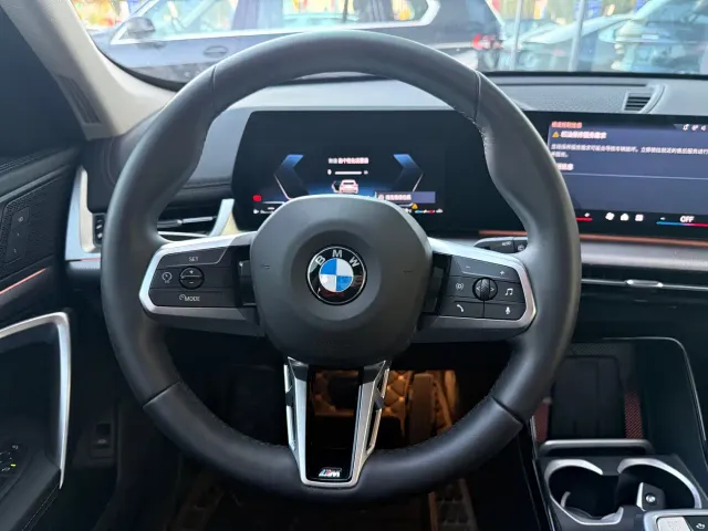 BMW X1 — Фото автомобиля 11