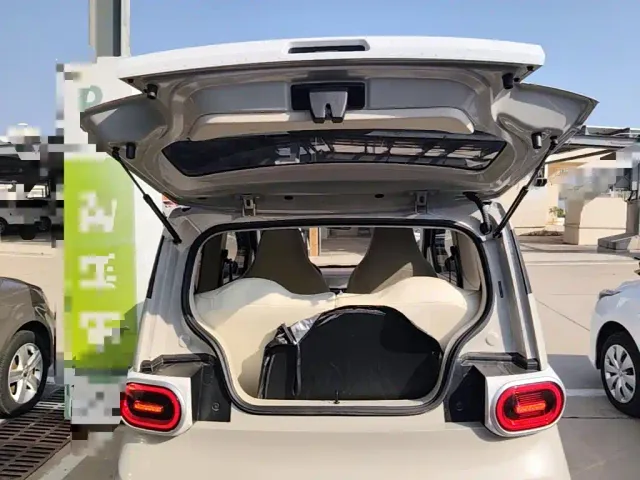Wuling Hongguang Mini EV — Фото автомобиля 18