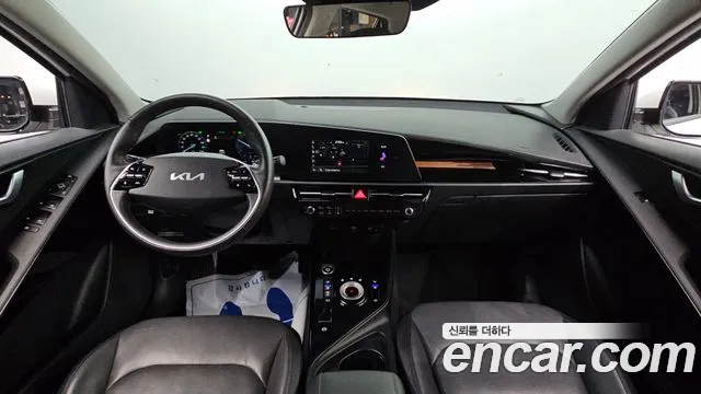 Kia Niro New — Фото автомобиля 10