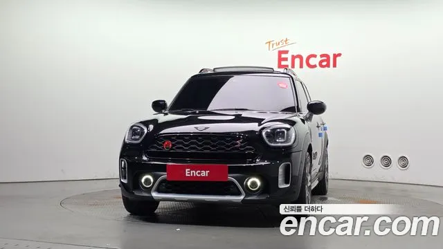 MINI Countryman — Фото автомобиля 3