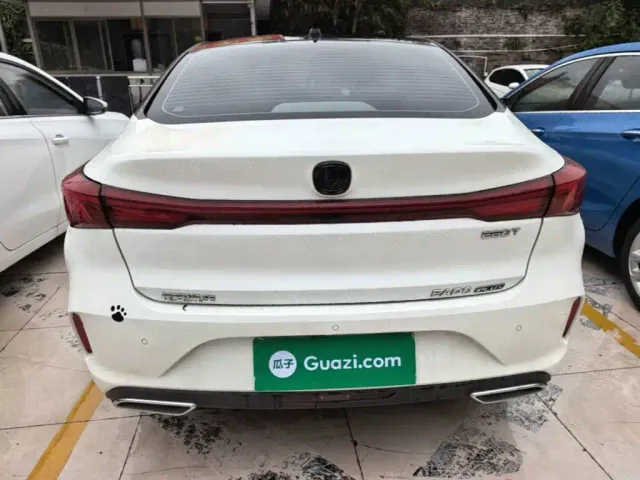 Changan Eado — Фото автомобиля 5