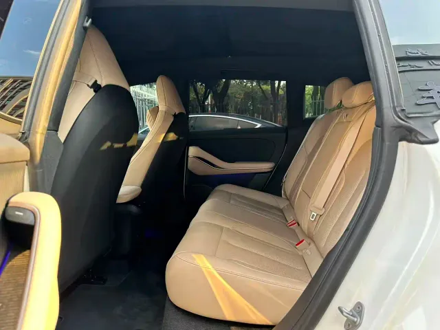 Nio ET5 Touring — Фото автомобиля 6