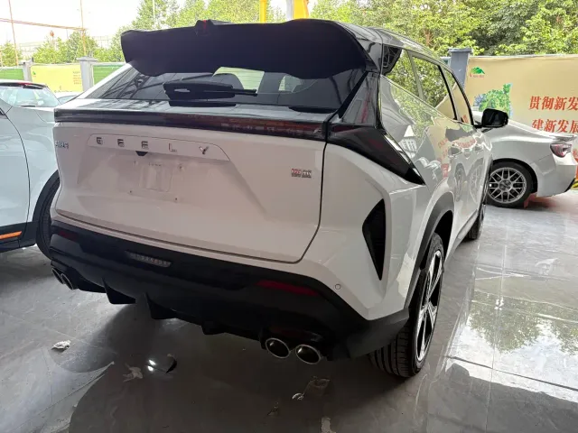 Geely Boyue — Фото автомобиля 8