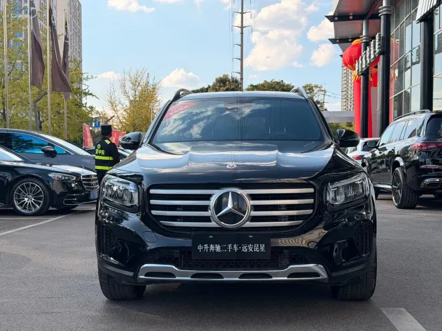 Mercedes-Benz GLB-Class — Фото автомобиля 3