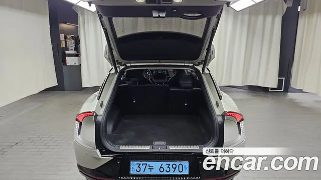 Kia EV6 — Фото автомобиля 19