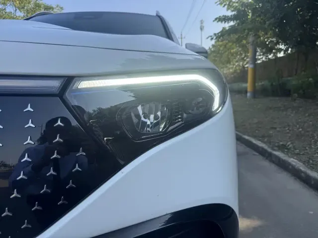 Mercedes-Benz EQB — Фото автомобиля 11