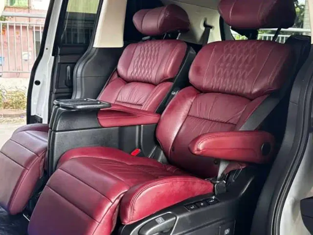 Honda Elysion — Фото автомобиля 13