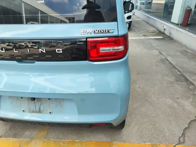 Wuling Hongguang Mini EV — Фото автомобиля 7