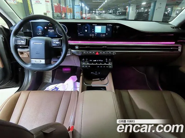 Hyundai Grandeur Grandeur (GN7) 2.5 Бензин 2WD — Фото автомобиля 10
