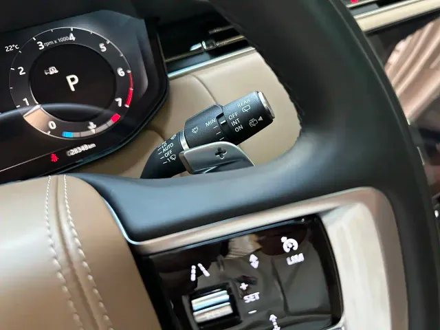 Land Rover Range Rover — Фото автомобиля 15