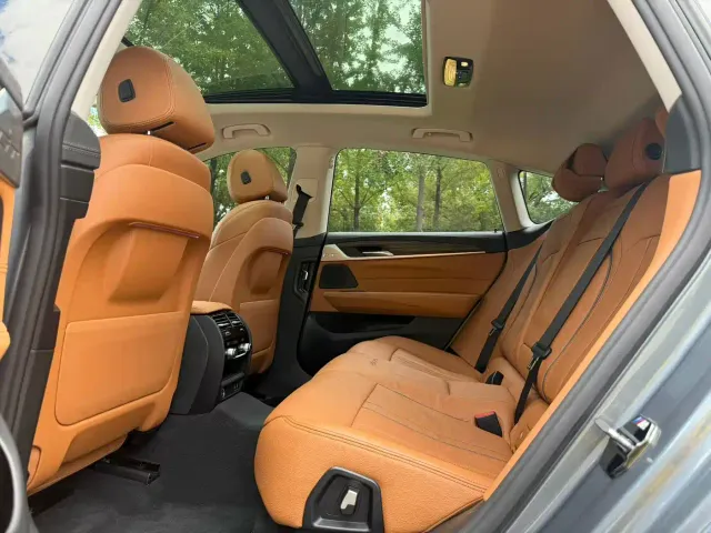 BMW 6 Series Gran Turismo — Фото автомобиля 6