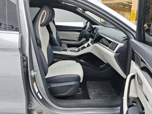 BYD Song PLUS — Фото автомобиля 7