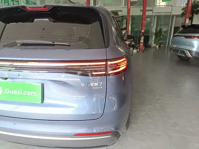 Geely Galaxy Starship 7 EM-i — Фото автомобиля 7