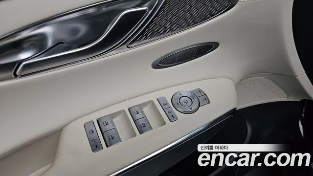 Genesis GV70 Electrified GV70 — Фото автомобиля 17