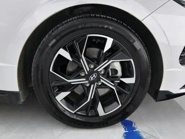 Hyundai Sonata — Фото автомобиля 6