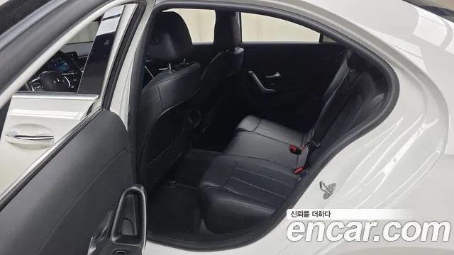 Mercedes-Benz A-Class W177 — Фото автомобиля 16