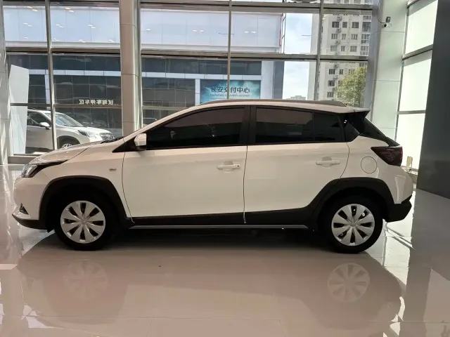 Toyota YARiS L Zhi Xuan — Фото автомобиля 7