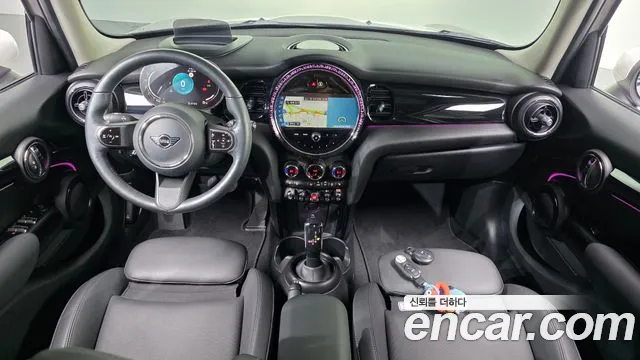 MINI Cooper — Фото автомобиля 10