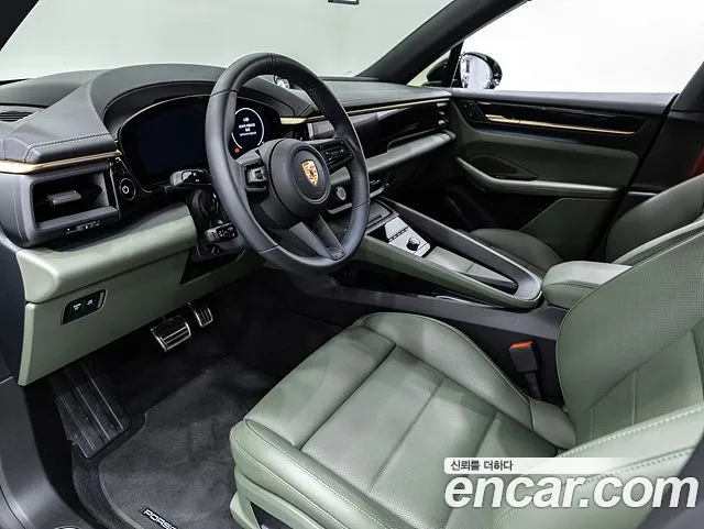 Porsche Macan — Фото автомобиля 20