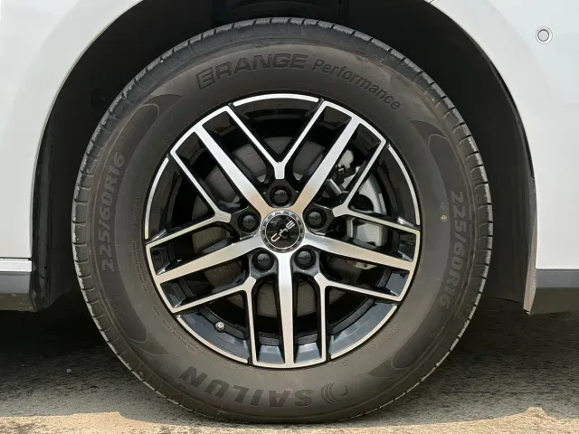 BYD Seal 05 DM-i — Фото автомобиля 19