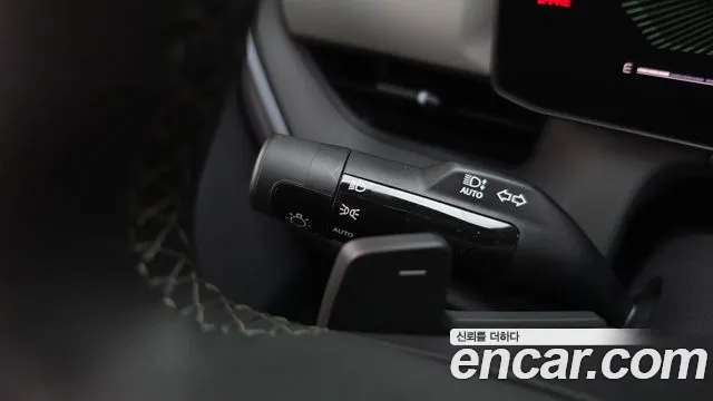 Kia Seltos Seltos 2 поколение Бензин 1.6T 2WD — Фото автомобиля 27