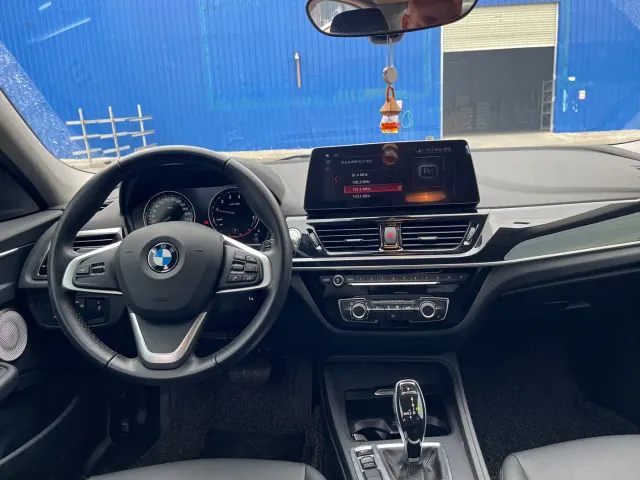 BMW 1 Series — Фото автомобиля 8