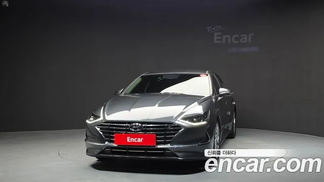 Hyundai Sonata Sonata (DN8) 2.0 LPG(Для проката) — Фото автомобиля 3