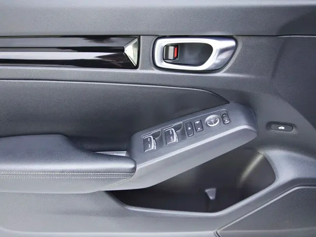 Honda Civic — Фото автомобиля 8