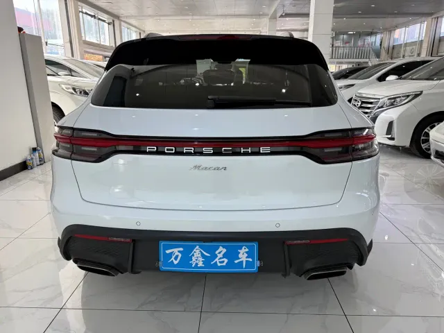 Porsche Macan — Фото автомобиля 18