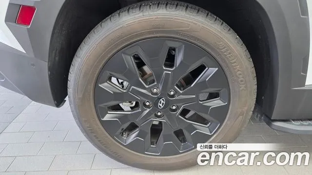 Hyundai Tucson Tucson (NX4) Дизель 2.0 4WD — Фото автомобиля 3