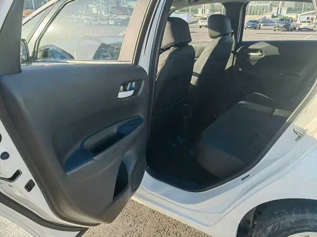 Honda Fit — Фото автомобиля 11