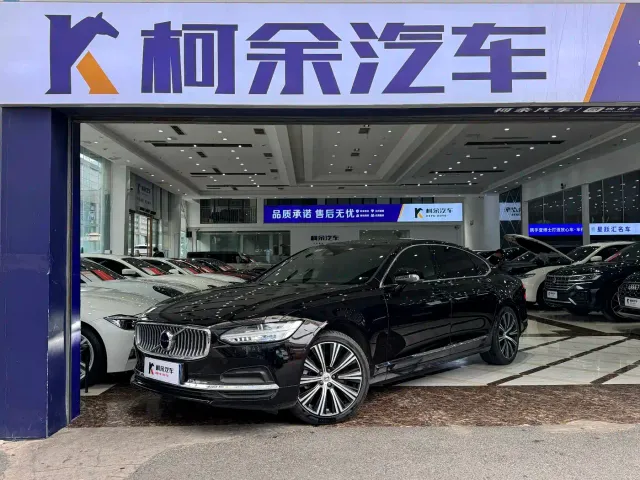 Фотография автомобиля — Volvo S90
