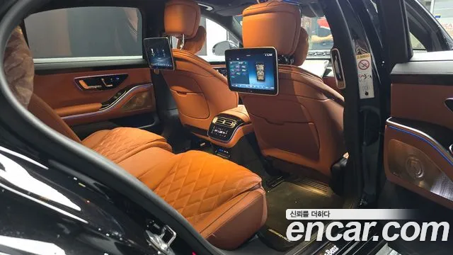 Mercedes-Benz S-Class — Фото автомобиля 11