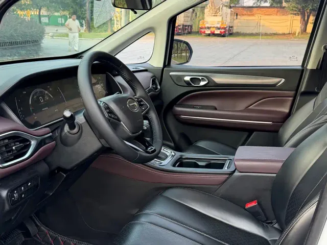 GAC Trumpchi M6 — Фото автомобиля 6