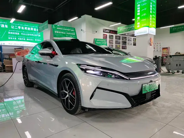BYD Han L — Фото автомобиля 3