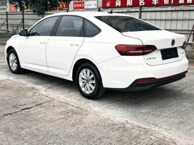 Volkswagen Lavida — Фото автомобиля 5
