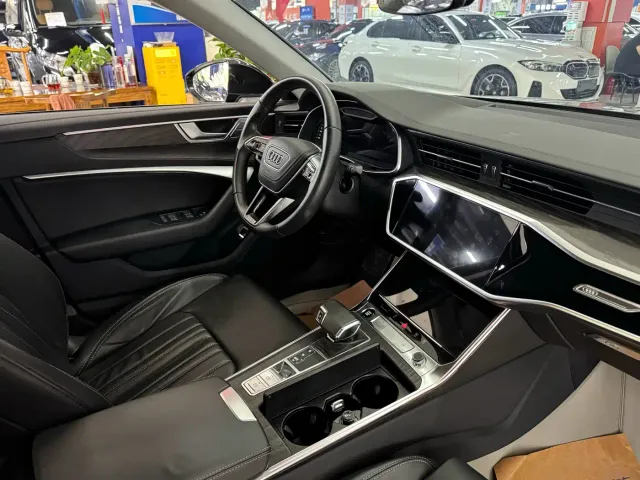 Audi A6L — Фото автомобиля 13