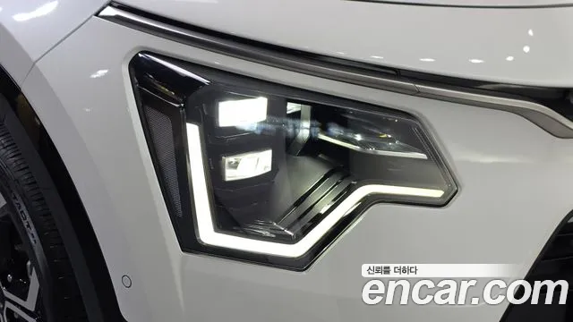 Kia Niro The All New — Фото автомобиля 7