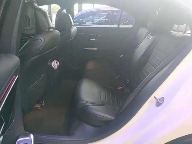 Mercedes-Benz C-Class — Фото автомобиля 16