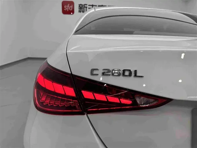 Mercedes-Benz C-Class — Фото автомобиля 24