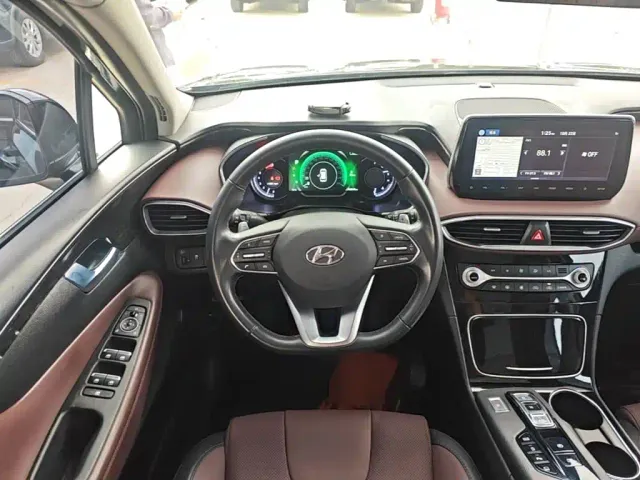 Hyundai Santa Fe — Фото автомобиля 10