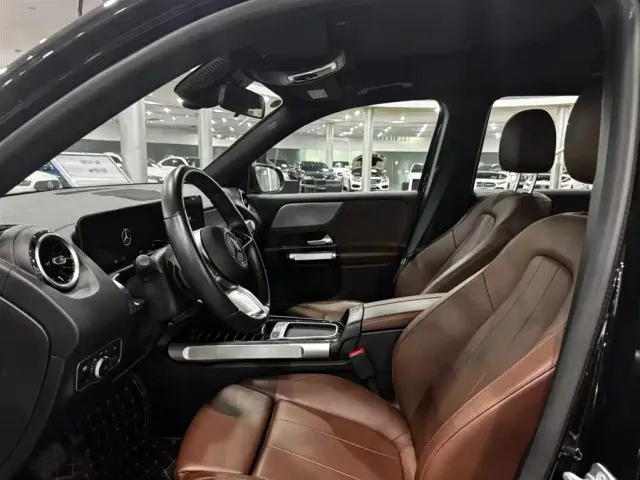 Mercedes-Benz GLB-Class — Фото автомобиля 10
