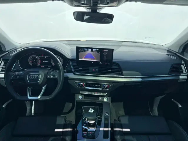 Audi Q5L — Фото автомобиля 9
