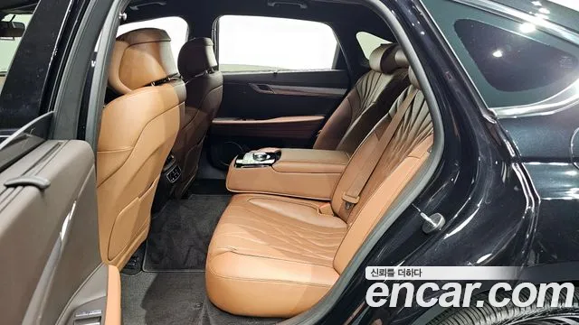 Genesis G80 Бензин 3.5 турбо AWD — Фото автомобиля 11