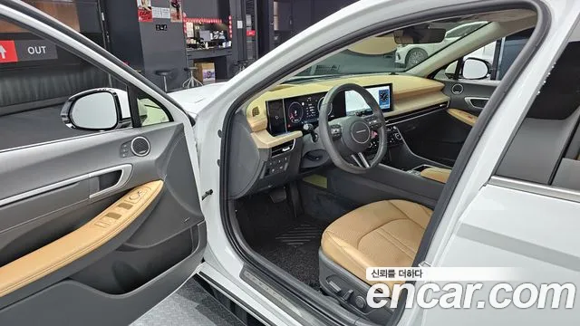 Hyundai Sonata — Фото автомобиля 11