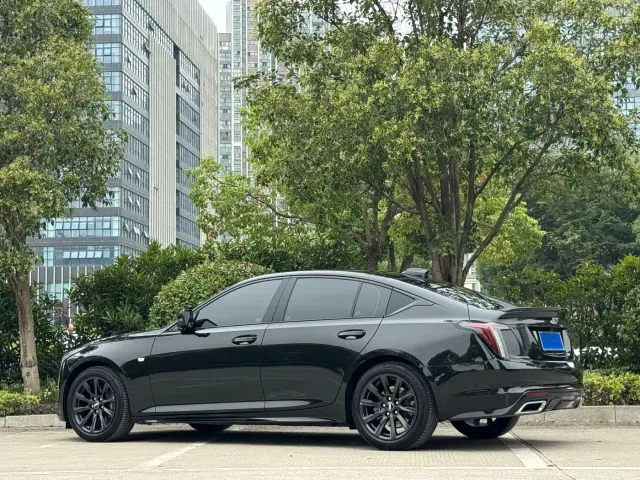 Cadillac CT5 — Фото автомобиля 21