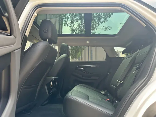 Land Rover Range Rover Evoque — Фото автомобиля 8