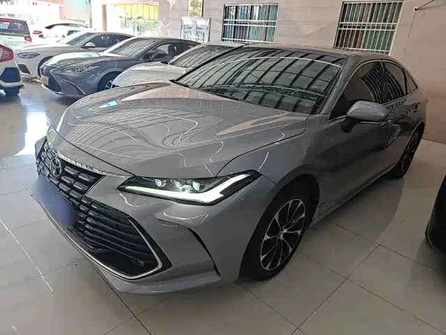 Фотография автомобиля — Toyota Avalon