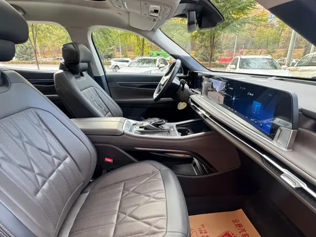 Ford Edge — Фото автомобиля 20