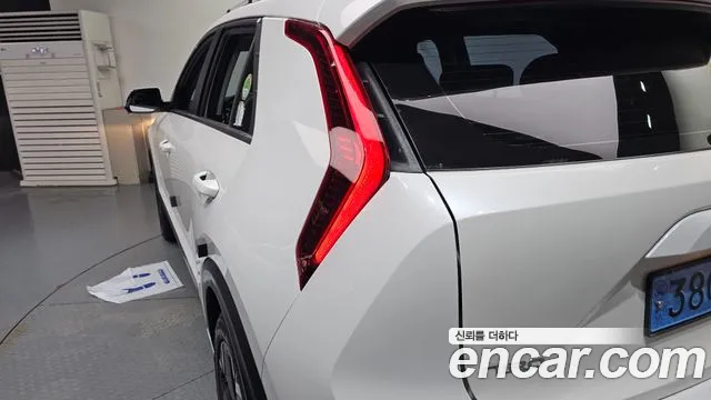 Kia Niro All Niro EV Air — Фото автомобиля 23